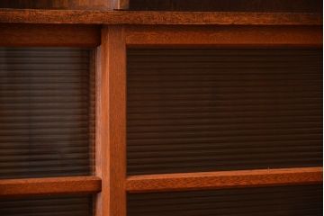 レトロ家具　昭和レトロ　古い学校の大きな収納棚(2)