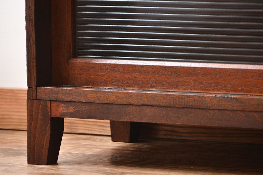 レトロ家具　昭和レトロ　古い学校の大きな収納棚(2)