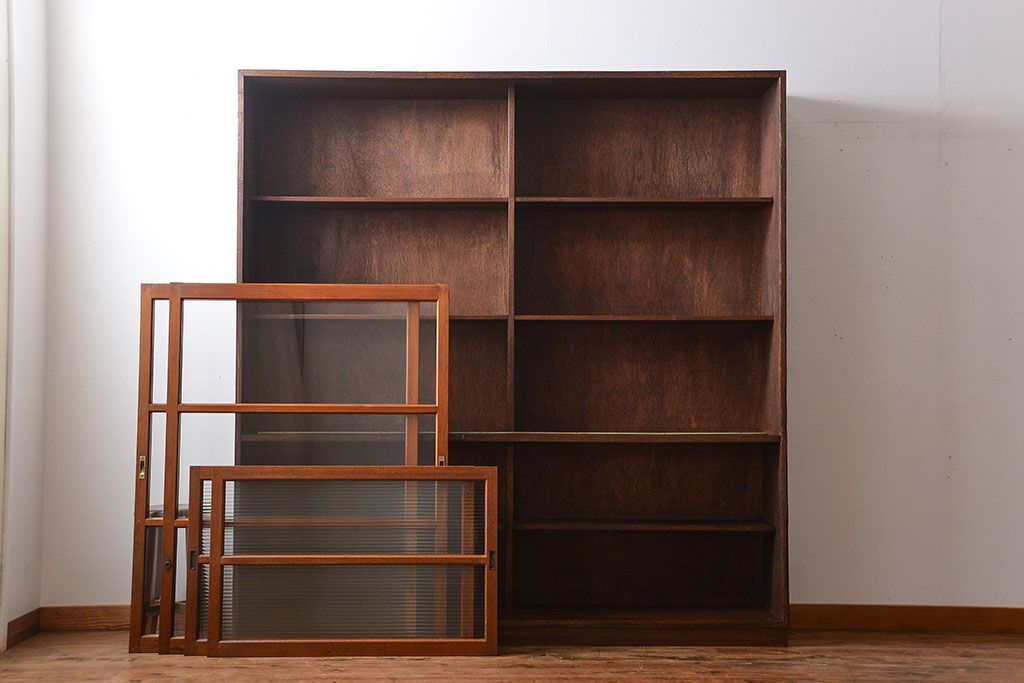 レトロ家具　昭和レトロ　古い学校の大きなアンティーク収納棚