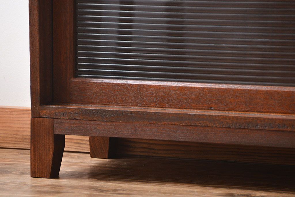 レトロ家具　昭和レトロ　古い学校の大きな収納棚(4)