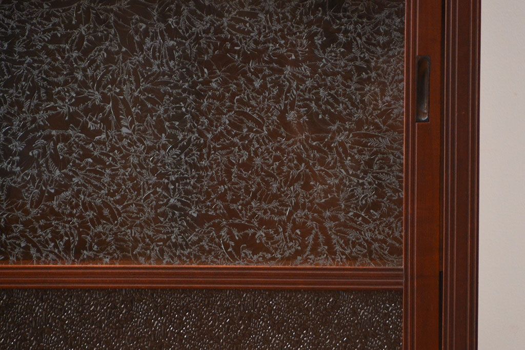 アンティーク家具　大正ロマン　お洒落なアンティーク収納棚