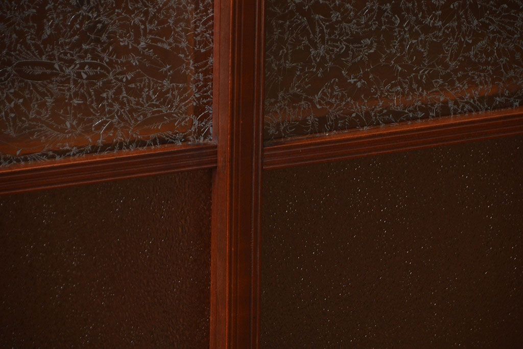 アンティーク家具　大正ロマン　お洒落なアンティーク収納棚