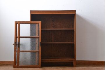 レトロ家具　昭和レトロ　ダイヤガラス入り脚付き収納棚