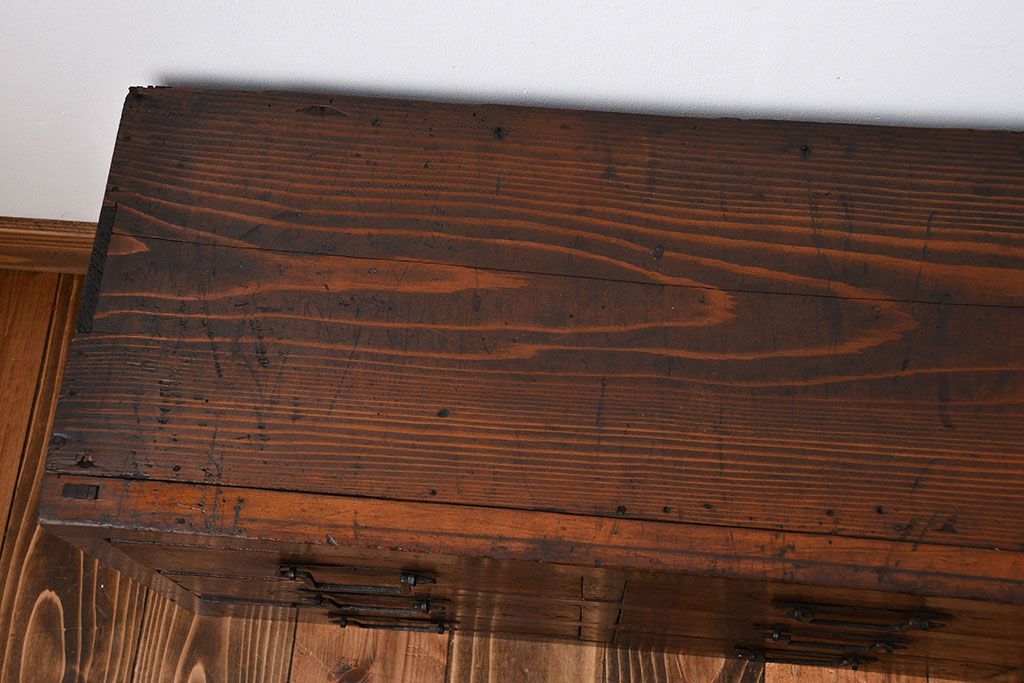 アンティーク家具　古民具・骨董　角手の12杯引き出し