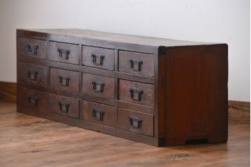 アンティーク家具　古民具・骨董　角手の12杯引き出し