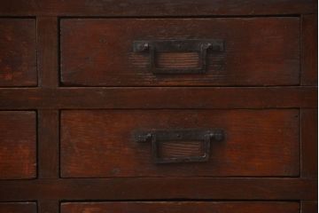 アンティーク家具　古民具・骨董　角手の12杯引き出し