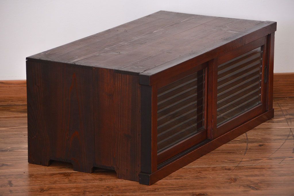 レトロ家具　昭和レトロ　モールガラス入り小さなローボード