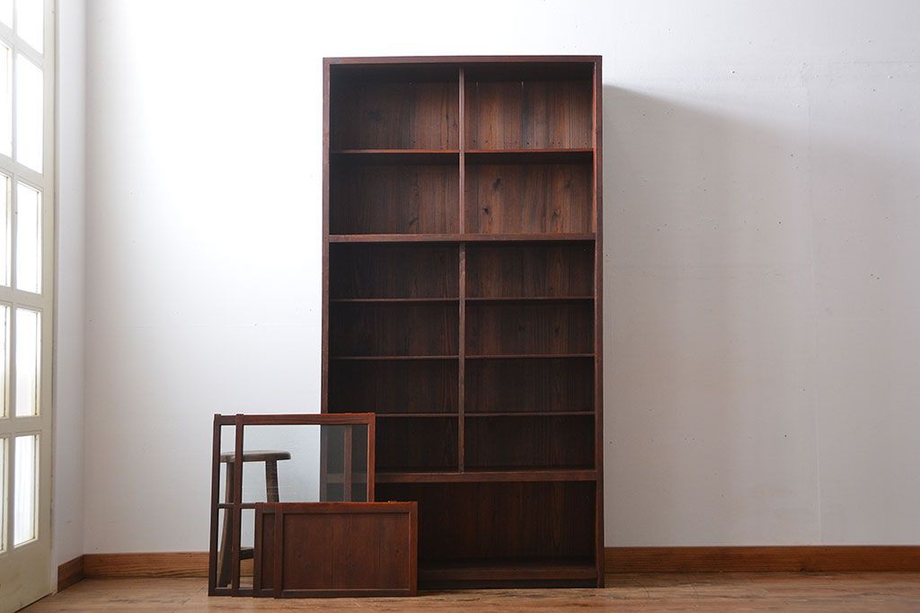 アンティーク家具　アンティーク　引き戸付き薄型収納棚(キャビネット)