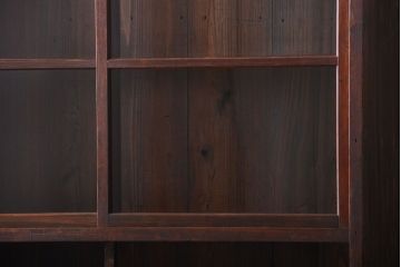 アンティーク家具　アンティーク　引き戸付き薄型収納棚(キャビネット)