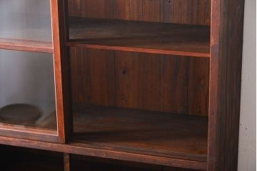 アンティーク家具　アンティーク　引き戸付き薄型収納棚(キャビネット)