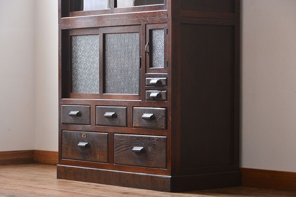 アンティーク家具　アンティーク　前面欅材!ダイヤガラス入り引き戸収納棚