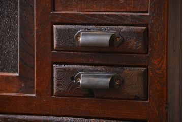 アンティーク家具　アンティーク　前面欅材!ダイヤガラス入り引き戸収納棚