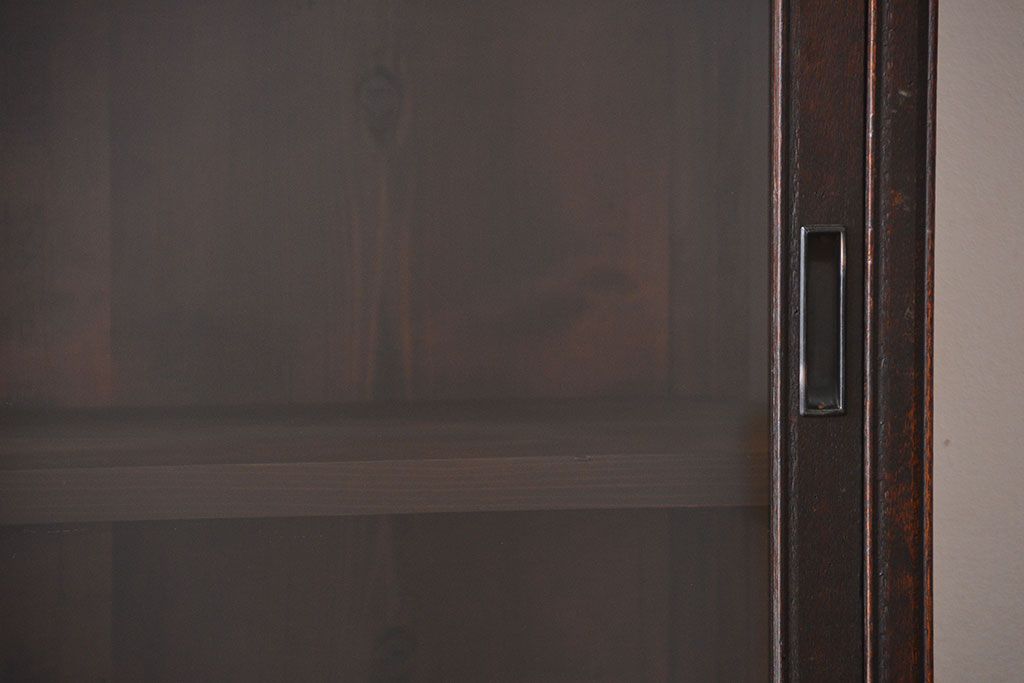 アンティーク家具　大正ロマン　引き出し付き!大きなガラス引き戸収納棚