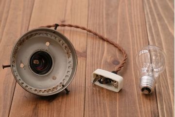 アンティーク　レトロで可愛いガラス天井照明(2)