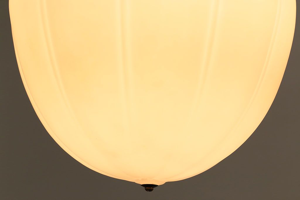 アンティーク　レトロフォルムのガラス天井照明