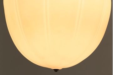 アンティーク　レトロフォルムのガラス天井照明