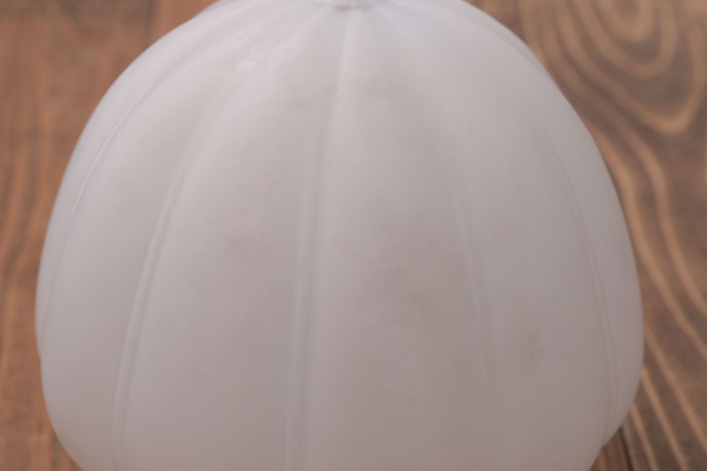 アンティーク　レトロフォルムのガラス天井照明