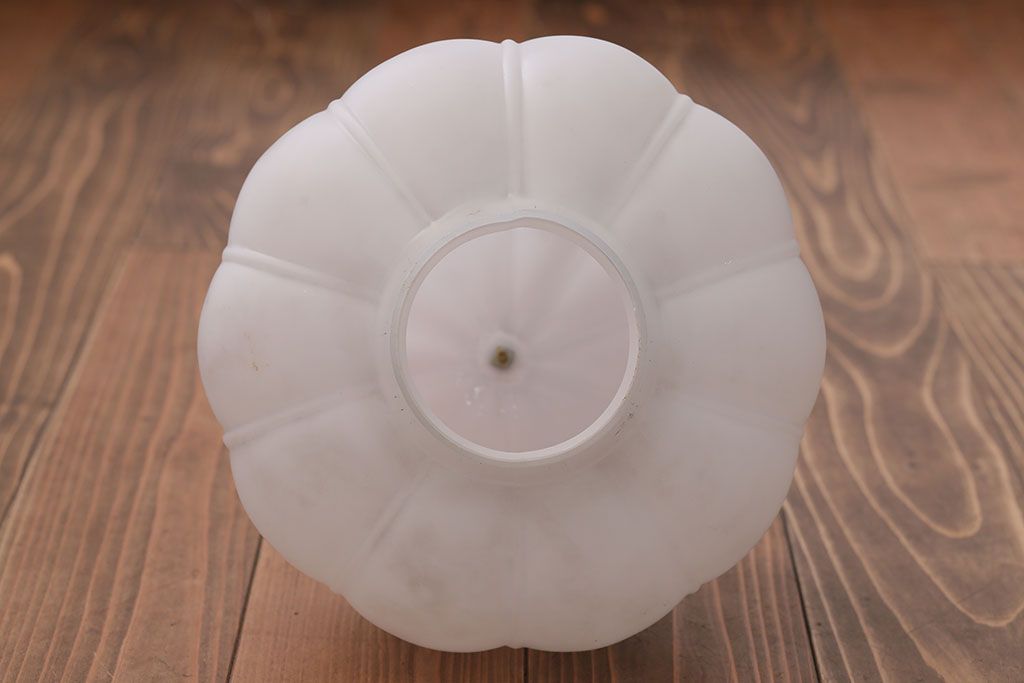 アンティーク　レトロフォルムのガラス天井照明