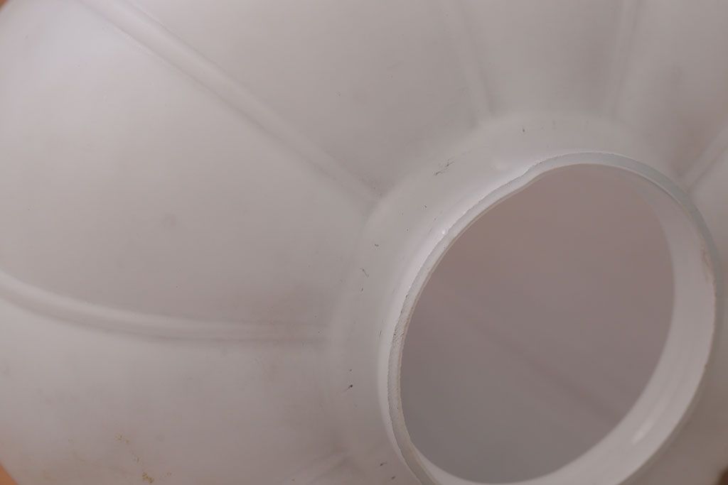 アンティーク　レトロフォルムのガラス天井照明