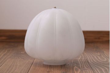 アンティーク　レトロフォルムのガラス天井照明