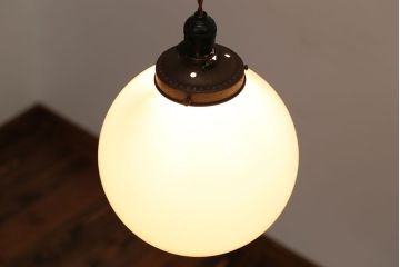 アンティーク　レトロな球型ガラス天井照明