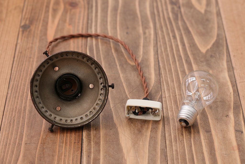 アンティーク　レトロな球型ガラス天井照明