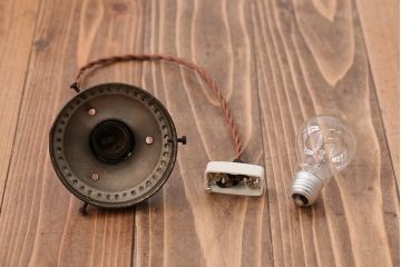 アンティーク　レトロな球型ガラス天井照明