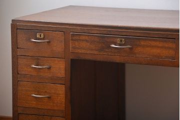 レトロ家具　昭和レトロ　ワイドで薄型の珍しい両袖机