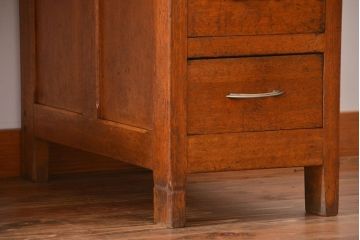 レトロ家具　昭和レトロ　ワイドで薄型の珍しい両袖机