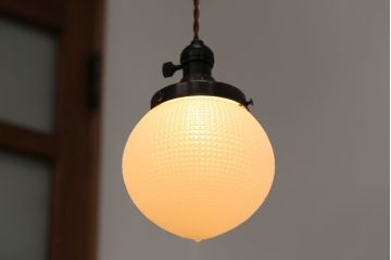アンティーク　お洒落なフォルムのガラス天井照明