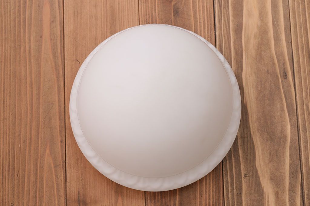 アンティーク　お洒落な陽刻ガラス天井照明