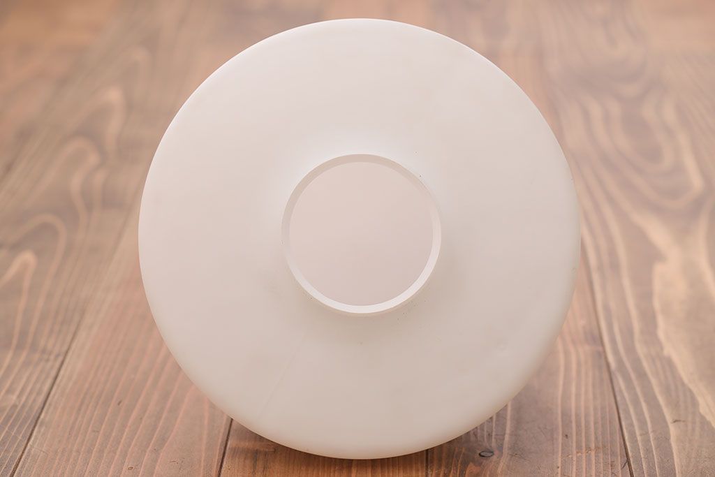 アンティーク　お洒落な陽刻ガラス天井照明