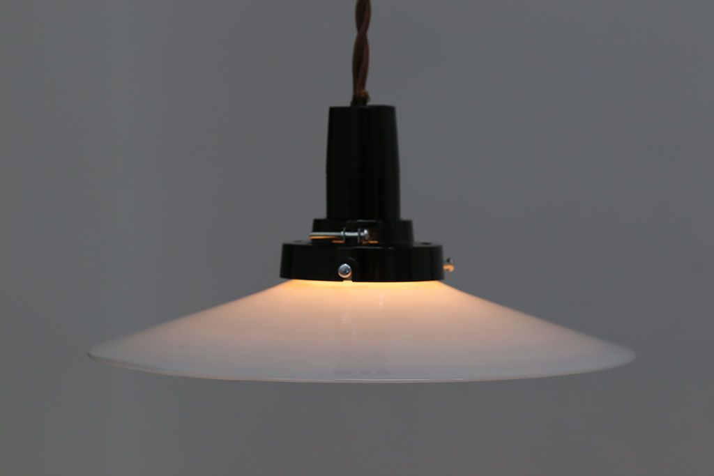 昭和レトロ　平笠天井照明(1)