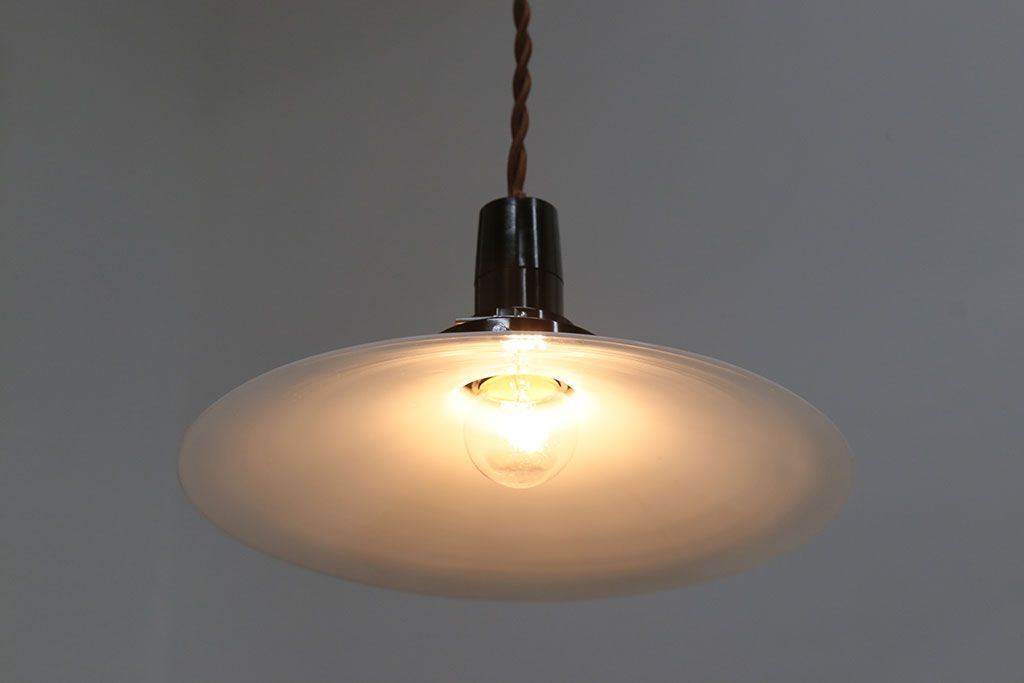 昭和レトロ　平笠天井照明(1)