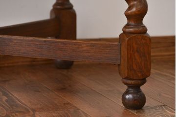 アンティーク家具　イギリスアンティーク　オーク材のツイストレッグドローリーフテーブル