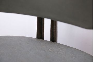 アンティーク家具　インダストリアルデザイン　アイアンのシャビーな回転椅子