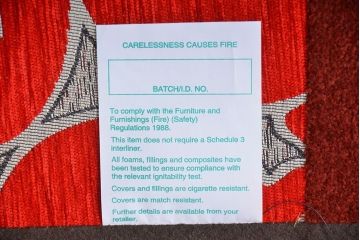 中古　イギリス製　お洒落な3人掛けパッチワークソファ