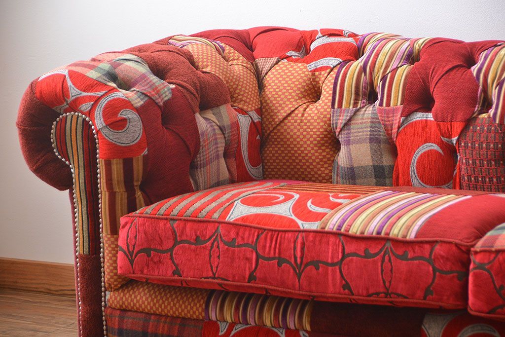 中古　イギリス製　お洒落な3人掛けパッチワークソファ