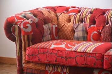 中古　イギリス製　お洒落な3人掛けパッチワークソファ