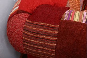 中古　イギリス製　お洒落な3人掛けパッチワークソファ