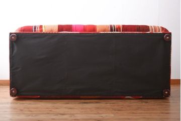 中古　イギリス製　お洒落な3人掛けパッチワークソファ