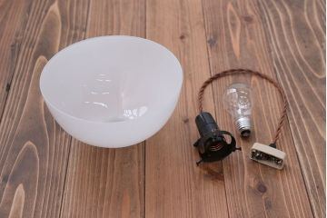 昭和レトロ　シンプルでレトロな電笠