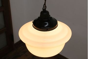 昭和レトロ　大きなかわいいガラス天井照明