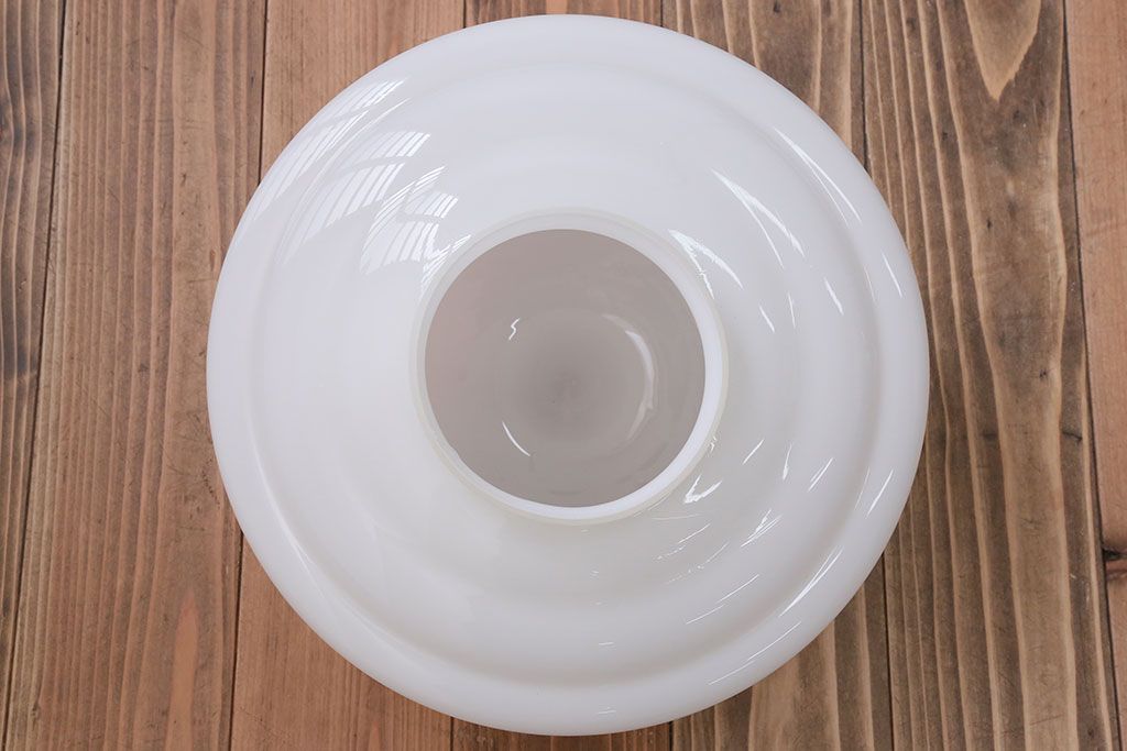 昭和レトロ　大きなかわいいガラス天井照明