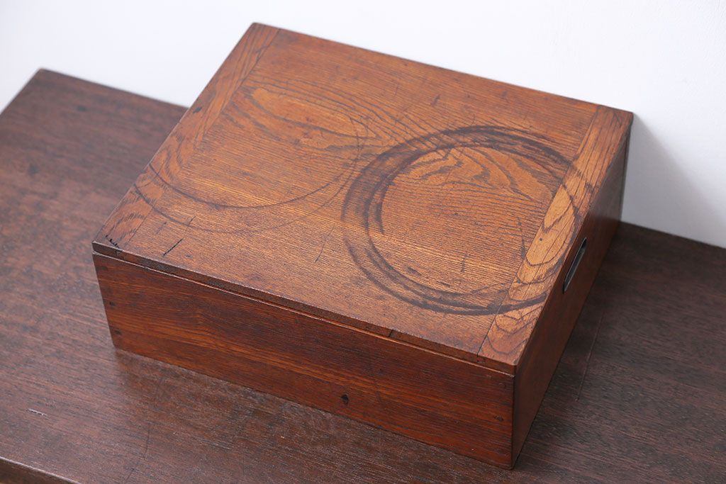 アンティーク雑貨　アンティーク　収納BOXにぴったりのお洒落な木箱