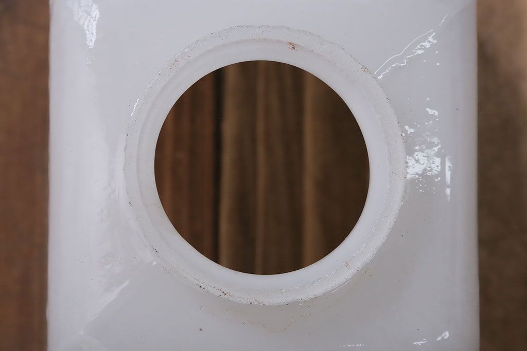 アンティーク　シンプルでレトロな電笠