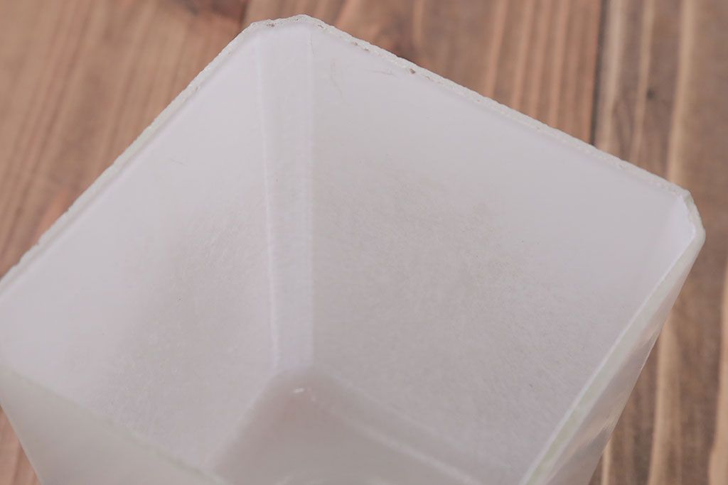 アンティーク　シンプルでレトロな電笠