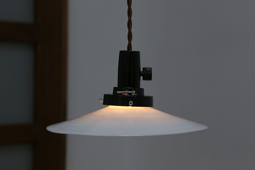 昭和レトロ　平笠天井照明(2)