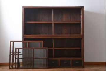 アンティーク家具　アンティーク　引き出し5杯付き大きな重ね引き戸収納棚