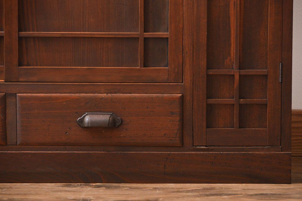 レトロ家具　昭和レトロ　引き出し2杯付き引き戸収納棚